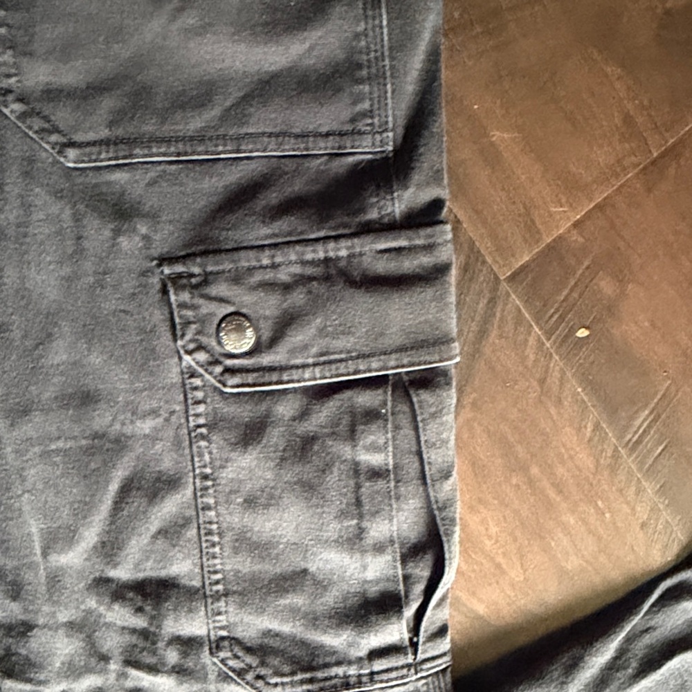 Duluth Trading Co Charcoal Women's Cargo Jeans - Picture 3 of 5